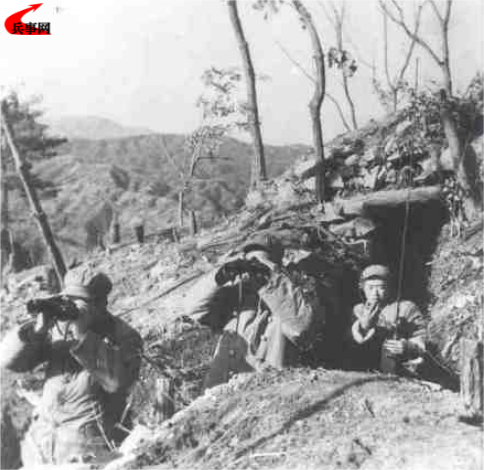 上甘岭战役中，志愿军某部前线指挥所.png