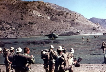 阿富汗战争中的一幕.png